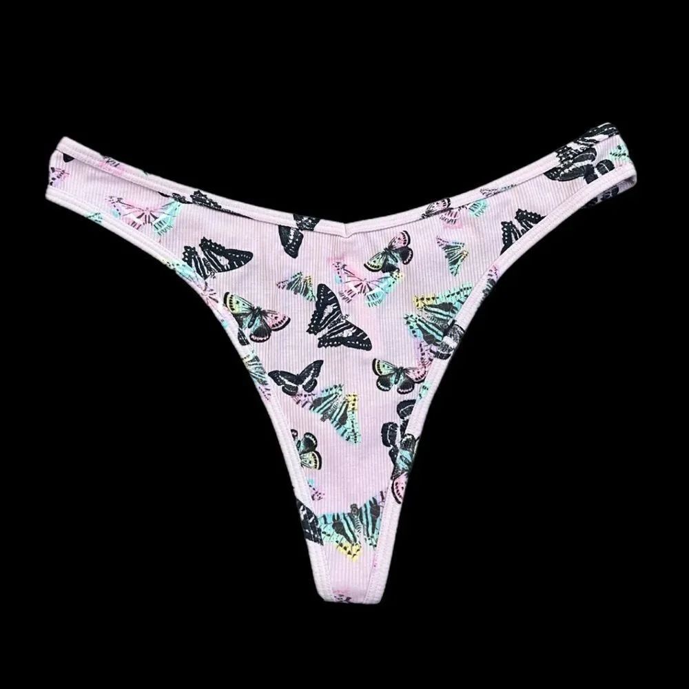 VIctoria’s Secret Pink Stretch cotton Ribbed V Thong Panty lavender butterflies